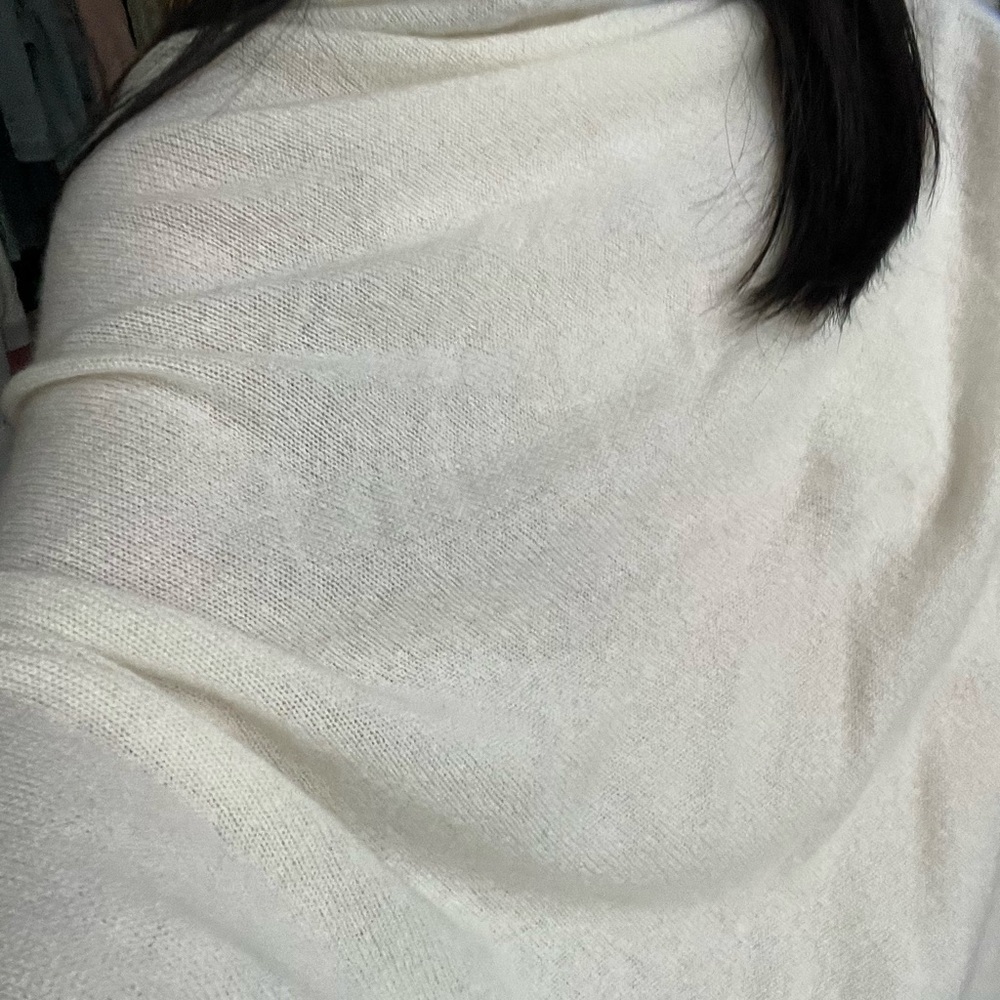 Cashmere vineyard vines, poncho/sweater